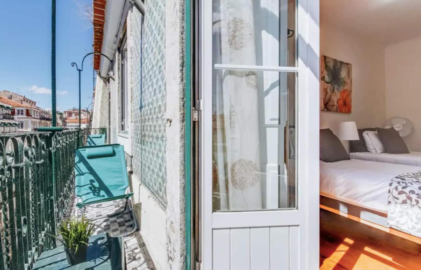 3 Bedroom Apartment In Baixa With River View Lisboa Екстериор снимка